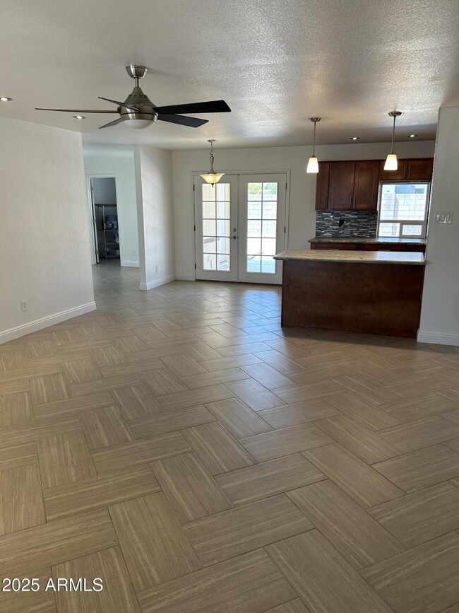 Photo - 7604 E 3rd St