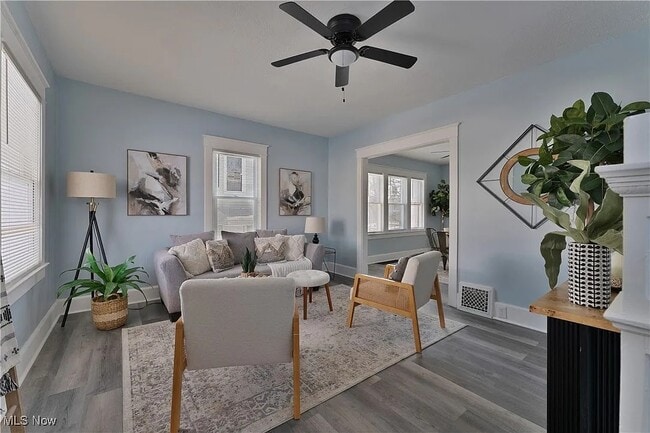 Photo - 306 Maplewood Ave