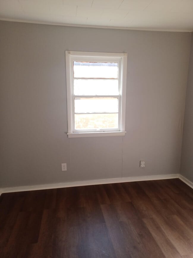 columbus 5 - 1301 20th St N