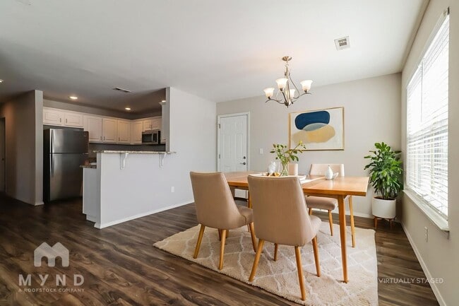 Photo - 2208 Ridge St