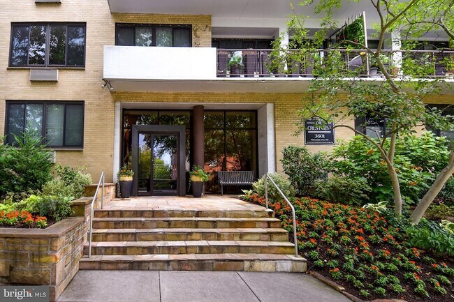 Building Photo - 3601 Wisconsin Ave NW Unit 308