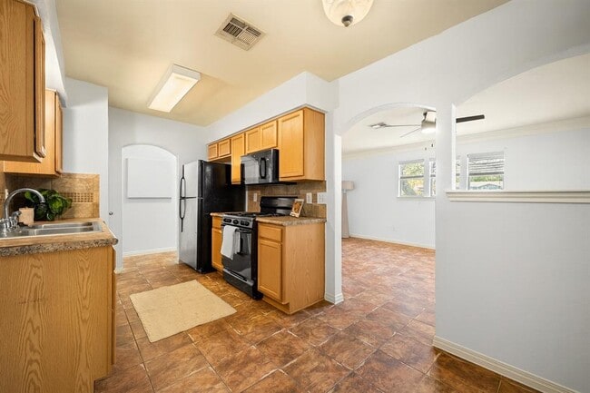 Photo - 2321 Bendridge Trail