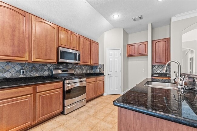 Photo - 14610 Southern Magnolia Cir