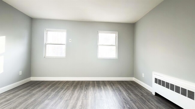 Photo - 552 38th St Unidad 6