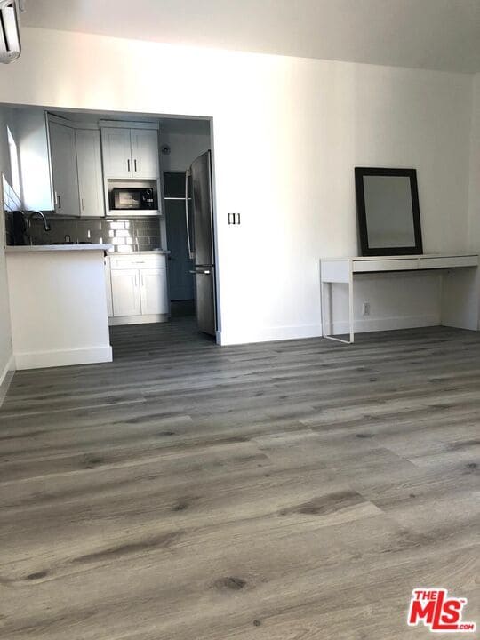 Photo - 6047 1/2 Bellingham Ave