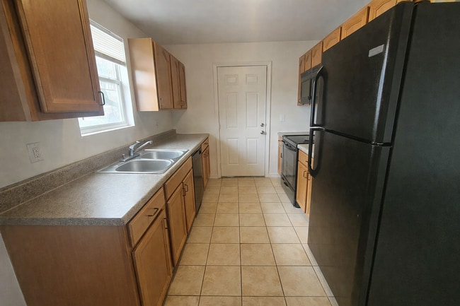 1303 Lawrence St Unit A