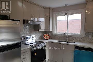 Photo - 40 Byng Ave