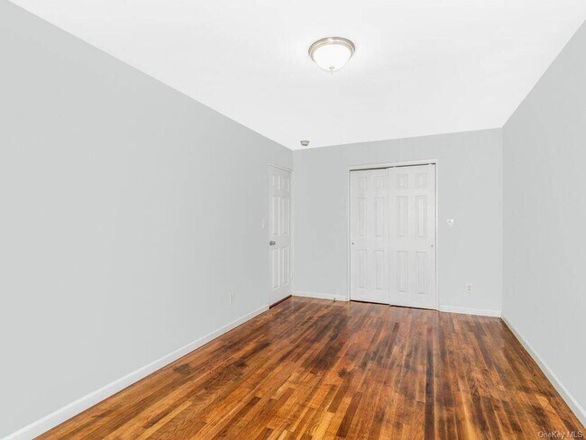 Photo - 3358 Colden Ave Unidad 3