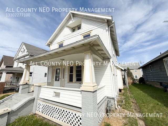 Photo - 859 Brown St Unit Down