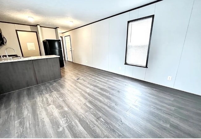 Photo - 17020 Sleepy Hollow Blvd