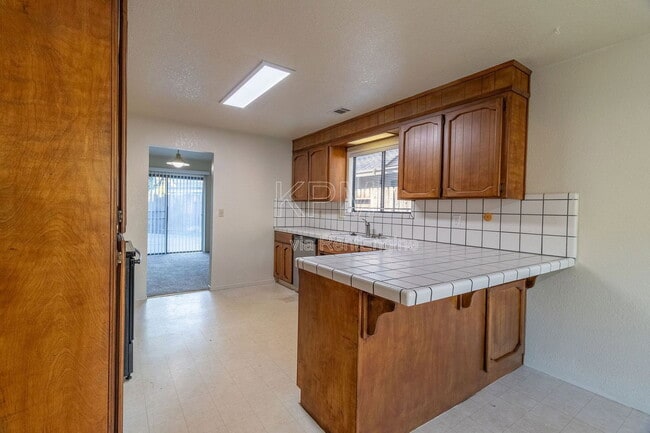 Photo - 8941 Blue Fox Way