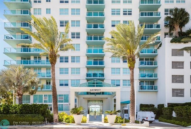 Photo - 650 West Ave Unidad 2808 Rental