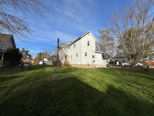 Photo - 428 Ideal St