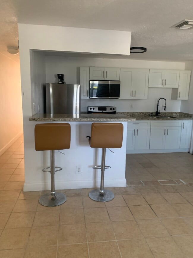 Photo - 3000 NW 11th St