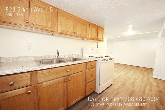 Photo - 823 S 4th Ave Unit B