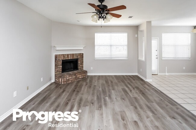 Photo - 1124 Golden Eagle Ct