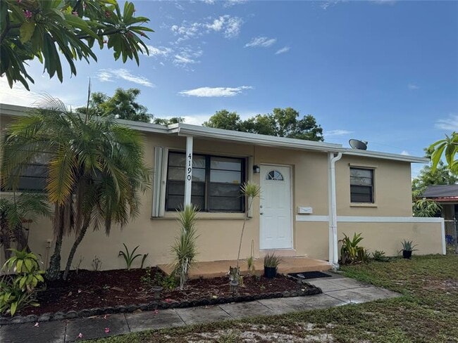 Building Photo - 4190 NW 11th Ave Rental