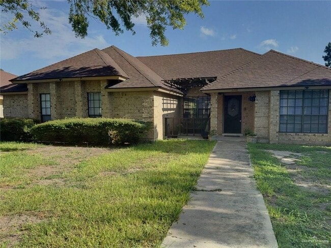 Photo - 120 E Gardenia Ave House