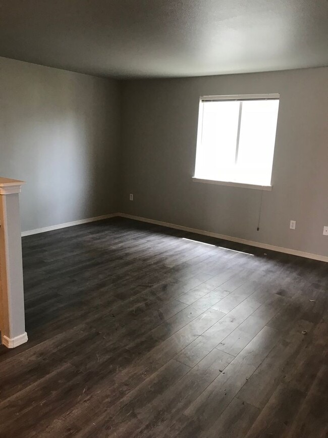 Photo - Townhome in NW Redmond in Fairhaven Vista