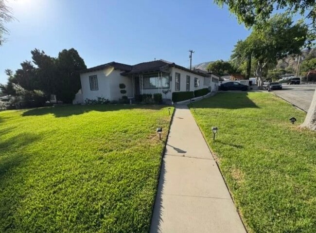 Photo - 248 E 50th St