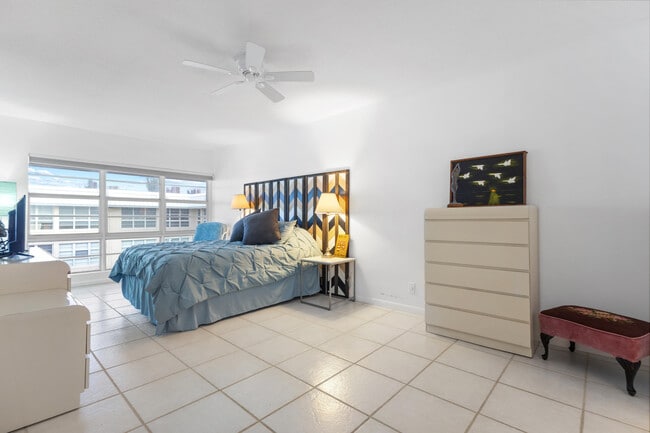 Photo - 3851 N Ocean Blvd Unit 404