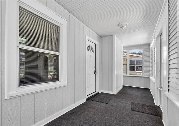 Photo - 111 W Palmer Ave