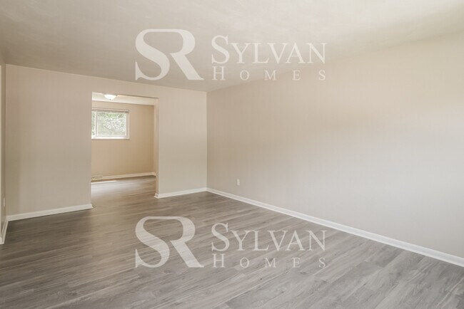 Photo - Remarkable Value. Unbeatable Location!