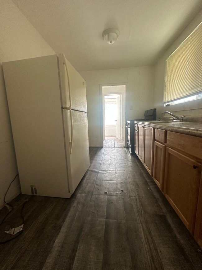 Photo - 7400 Mansfield St