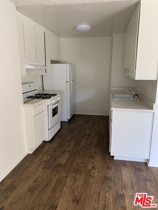 Photo - 11525 Rochester Ave Unit 204