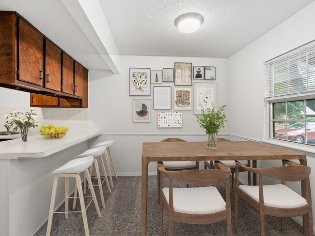 Photo - Evergreen Park Townhomes and Apartments