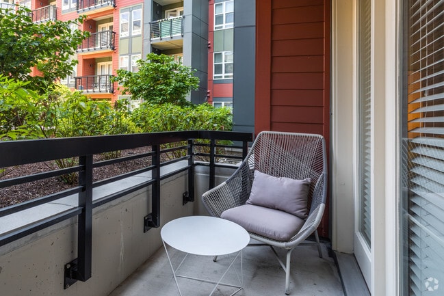 1 BR, 1 BA - 725 SF, Unit Style A1E