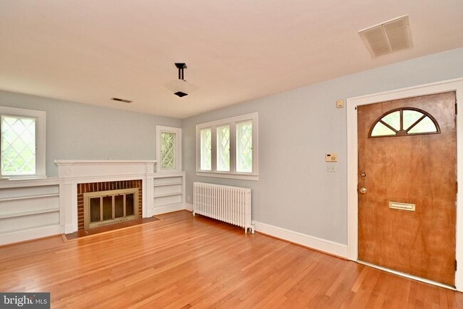 Photo - 4627 16th St N