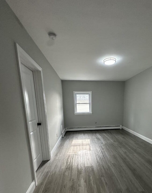 Photo - 120 Raritan Ave