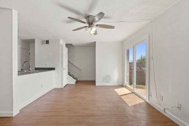 300 E Croslin St Unit 106