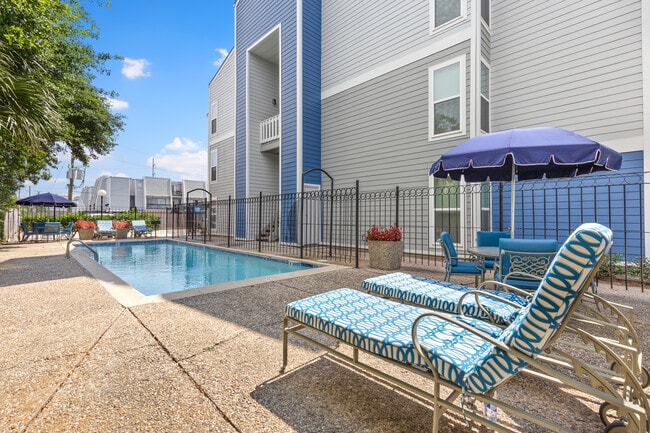 Building Photo - Coppermill Rental