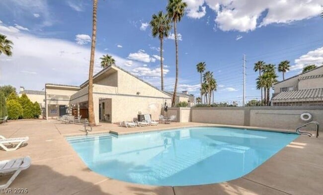 Building Photo - 6250 W Flamingo Rd Unit 110