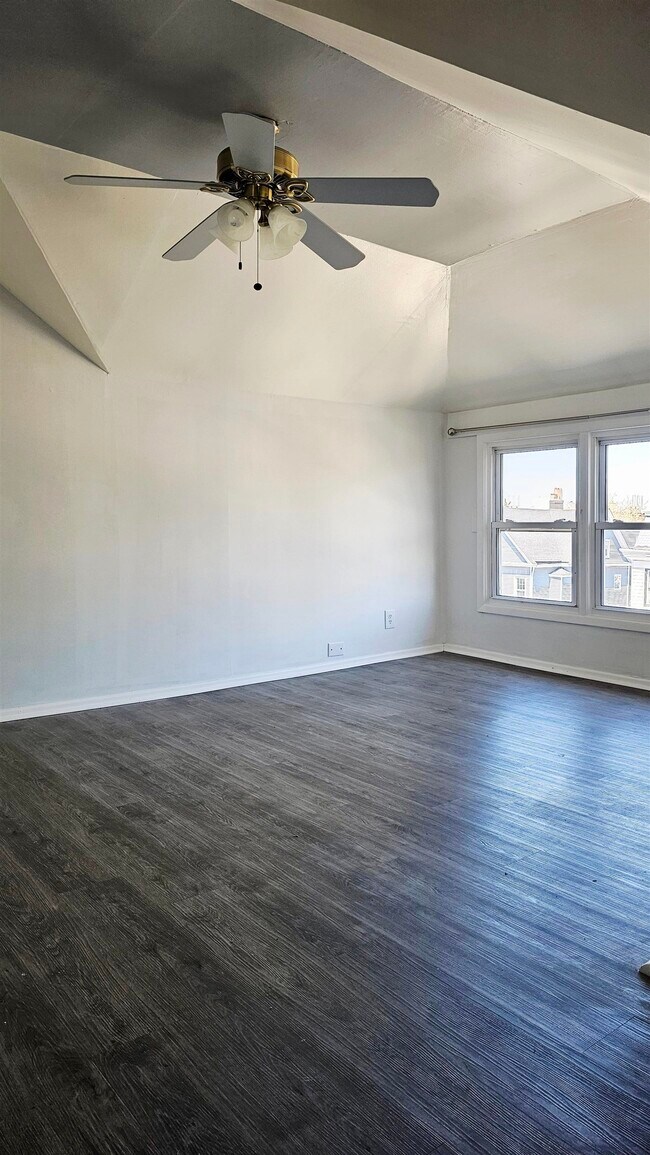 86 W 34th St.