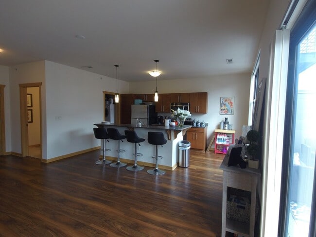 Photo - Jackson Square Apartments