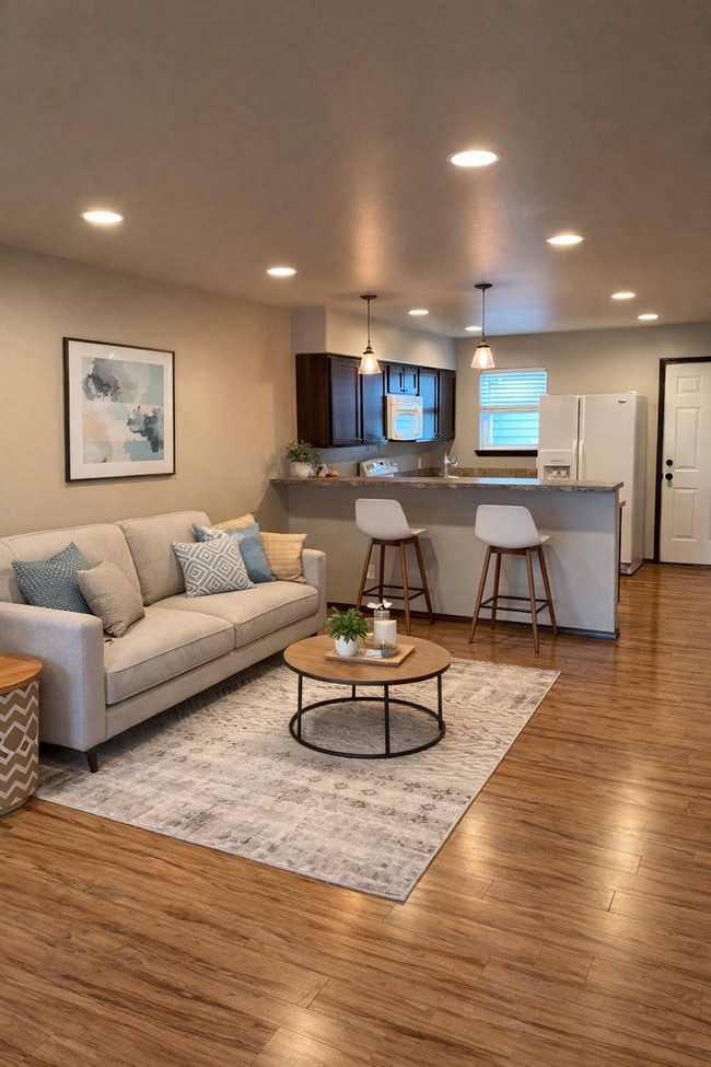 Building Photo - 4123rd Unit B