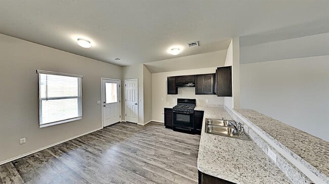 Photo - 11520 NW 97th St