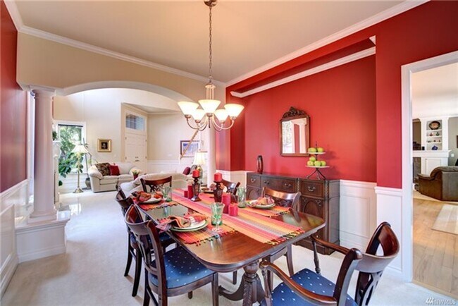 921 274th Wy SE