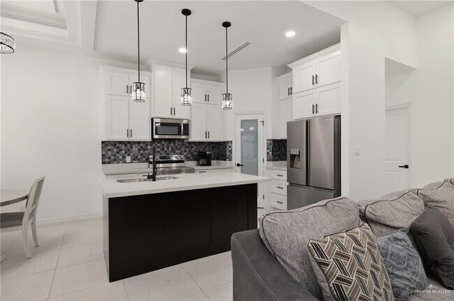 Photo - 18 Duncan Ln