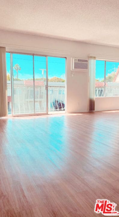 Photo - 11081 Rose Ave Unidad 10