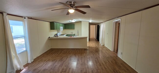 13919 Cecala Dr