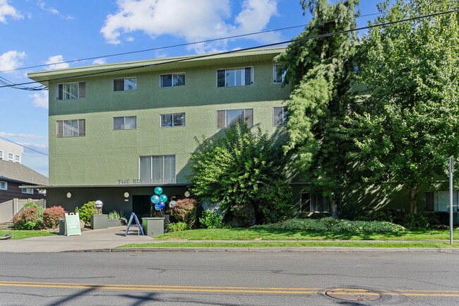 Building Photo - Broadmoor Rental