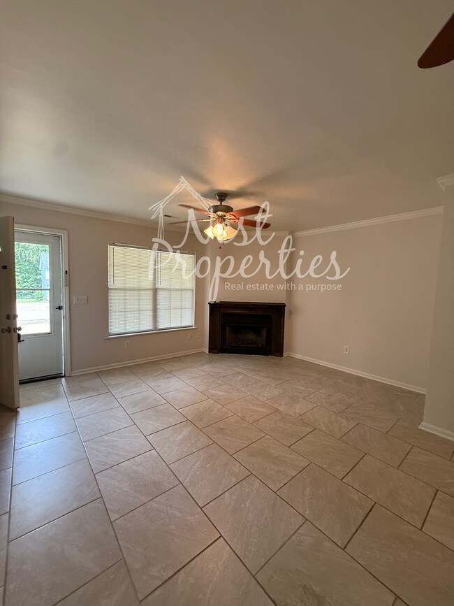 Photo - 104 Country Town Dr