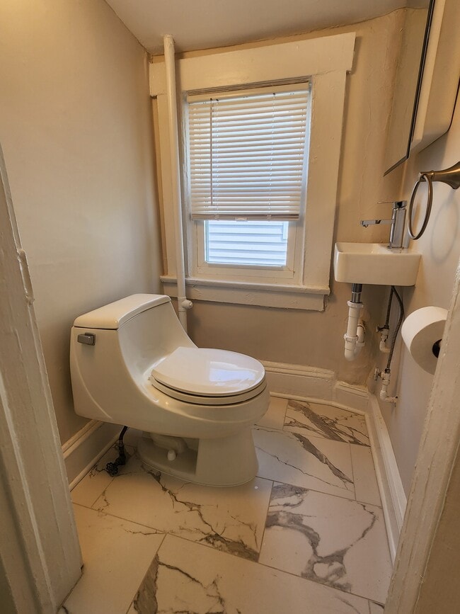 Photo - 181 Forest St Unit 3
