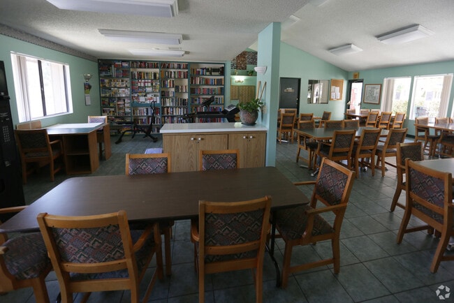 Photo - Villa Azusa Senior Apartments 55+