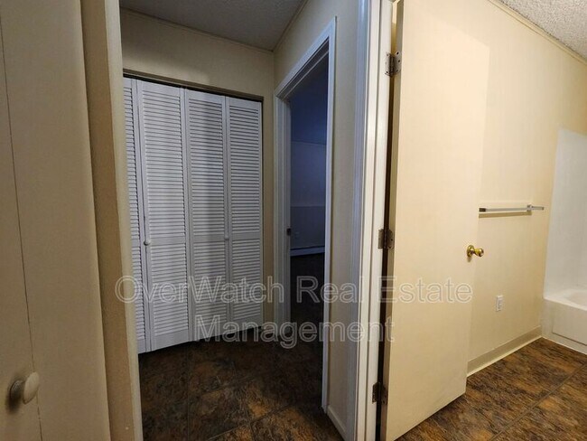 Photo - 815 N Park St Unit 3