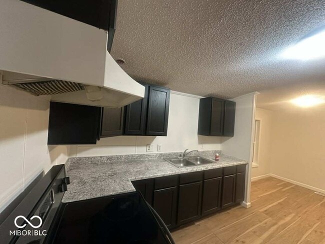 Photo - 9318 Elmtree Ct